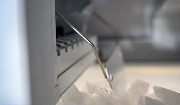 lg refrigerator not making ice