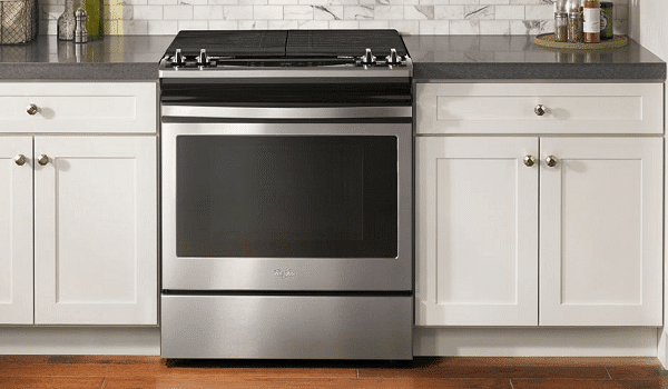 whirlpool oven doesn't heat up